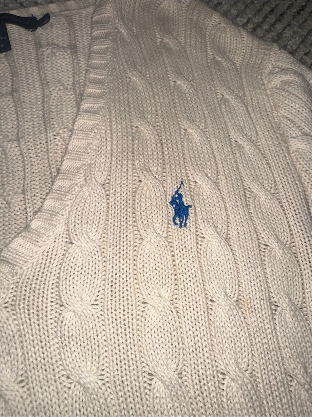 Ralph Lauren Cream Cable-Knit V-Neck Sweater with Blue Pony Logo - Picture 2 of 2